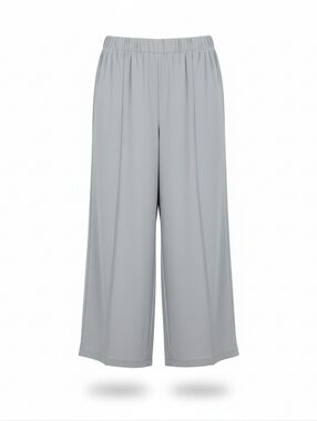 Chico's Weekend SZ 1/M/8 Pull On Light Sage Relax Fit Casual Stretch Crop Pants